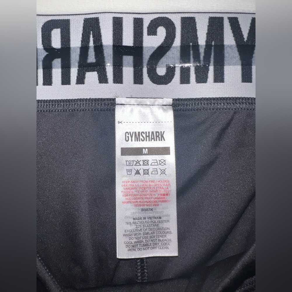 Gymshark Black High-Waisted Pocket Biker Shorts | Size M | NWOT - Picture 3 of 8
